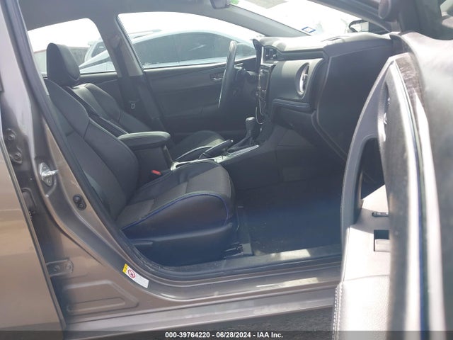 Toyota COROLLA SE 2017 5YFBURHE2HP673858 Image 5