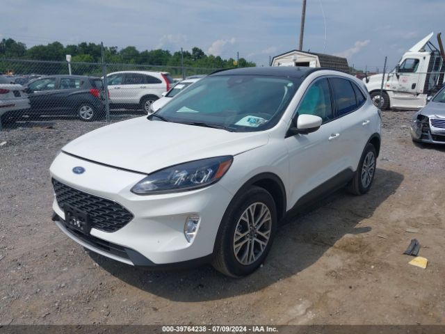 1FMCU9H64NUB77824 Ford ESCAPE SEL