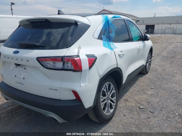 1FMCU9H64NUB77824 Ford ESCAPE SEL