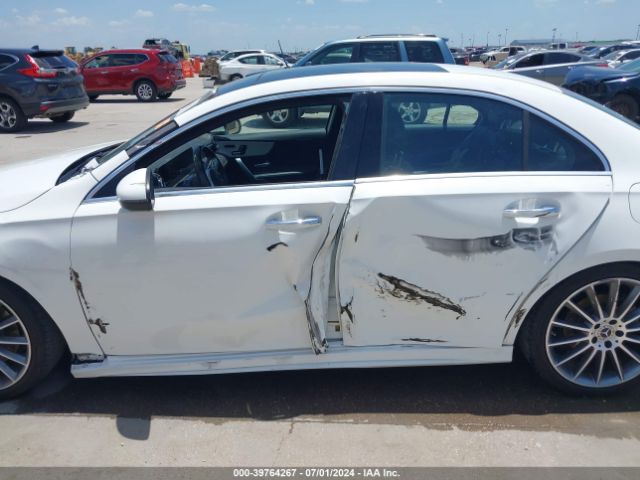 WDD3G4EB2KW028835 Mercedes-Benz A 220