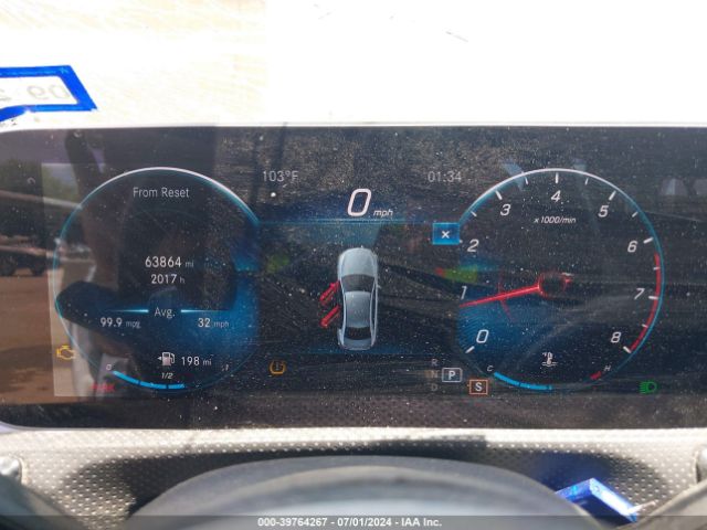 WDD3G4EB2KW028835 Mercedes-Benz A 220