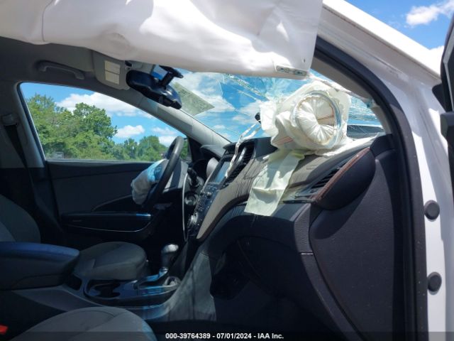 5XYZUDLB0HG444324 Hyundai Santa Fe Sport 2.4l