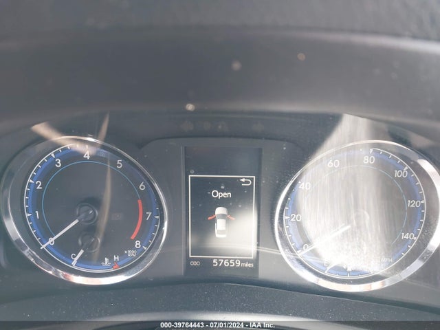 Toyota COROLLA SE 2018 5YFBURHE0JP839364 Image 7