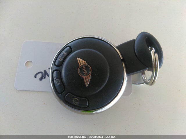 2009 MINI COOPER WMWMF33559TW76395 Photo 10