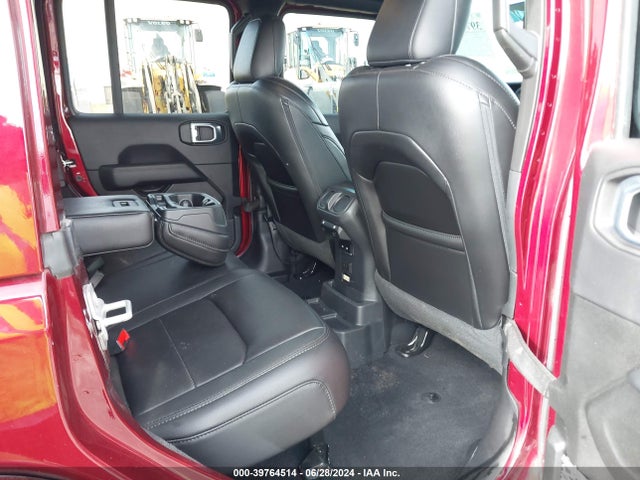 1C4HJXEG4MW864101 Jeep Wrangler Unlimited Sahara Altitude 4x4