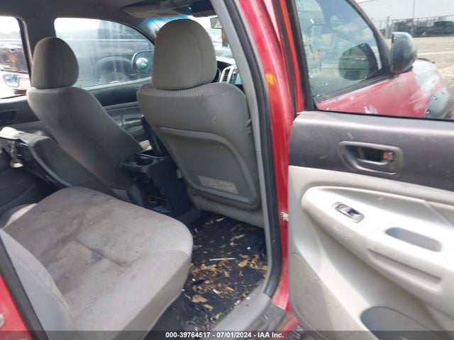 Toyota Tacoma Base V6 2014 3TMLU4EN1EM139751 Image 8