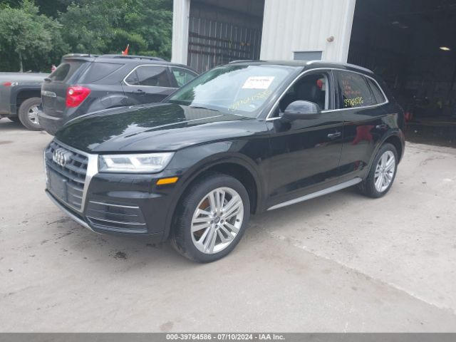 WA1BNAFY2J2023051 Audi Q5 2.0t Premium/2.0t Tech Premium