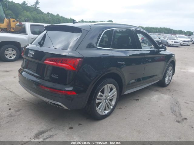 WA1BNAFY2J2023051 Audi Q5 2.0t Premium/2.0t Tech Premium