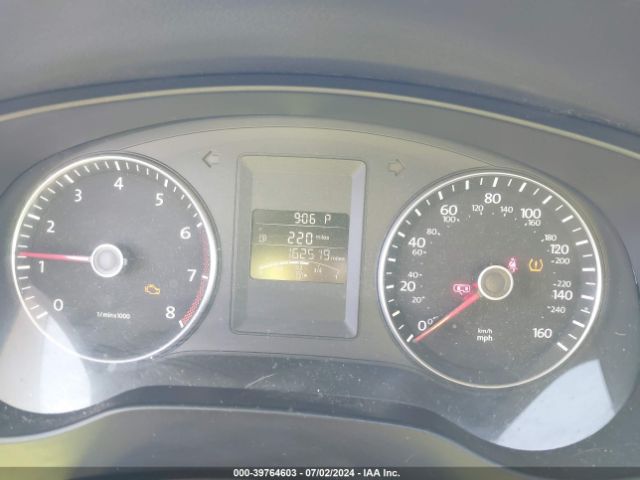 3VWD17AJ2EM425882 Volkswagen Jetta 1.8t Se