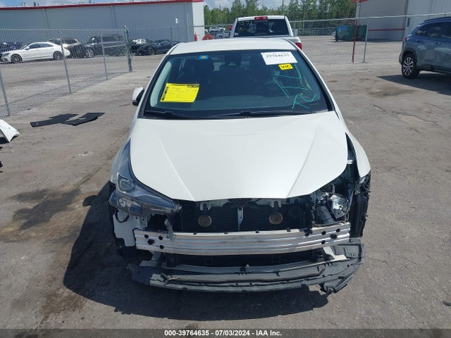 Toyota Prius L Eco 2020 JTDKARFU8L3112729 Image 13