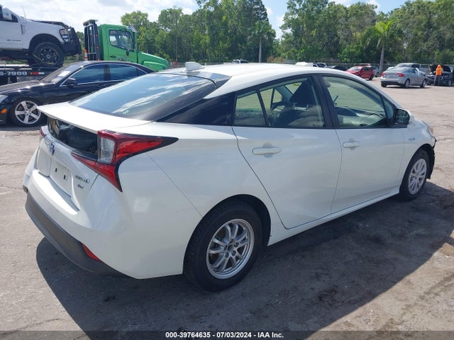 Toyota Prius L Eco 2020 JTDKARFU8L3112729 Image 4