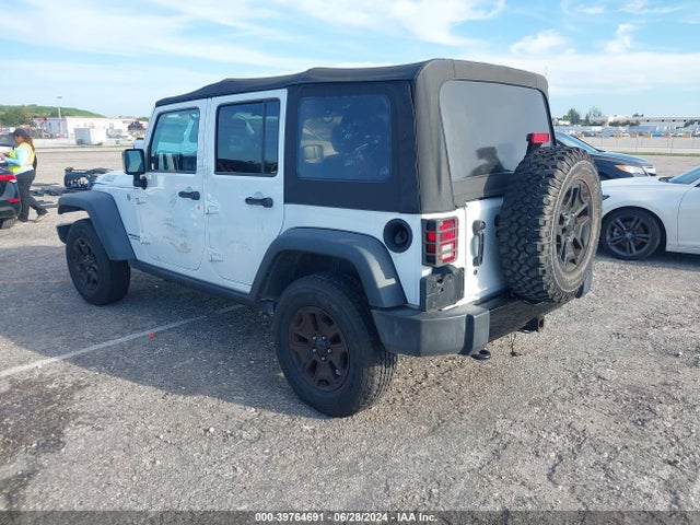 1C4BJWDG9HL512947 Jeep Wrangler Unlimited Willys Wheeler