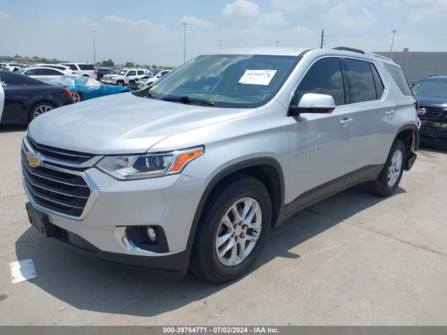 Chevrolet Traverse 1lt 2018 1GNERGKW6JJ188869 Image 2