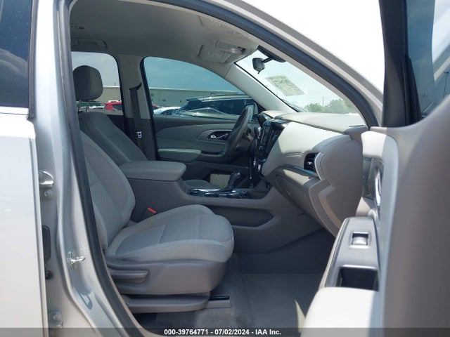 Chevrolet Traverse 1lt 2018 1GNERGKW6JJ188869 Image 5