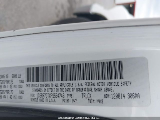 1C6RR7GTXFS564748 RAM 1500 Slt