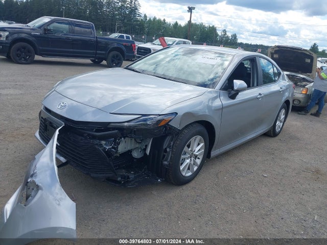 Toyota CAMRY LE 2025 4T1DAACKXSU006641 Image 2