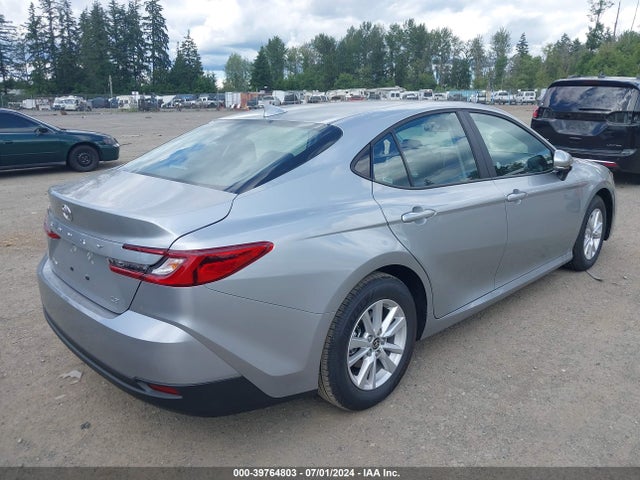 Toyota CAMRY LE 2025 4T1DAACKXSU006641 Image 4
