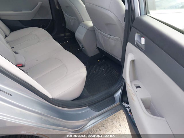 Hyundai SONATA SE 2017 5NPE24AF6HH541739 Image 8