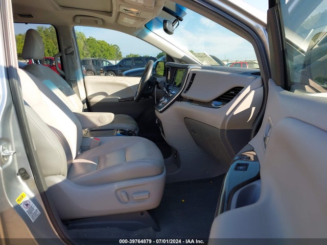 Toyota Sienna Xle 8 Passenger 2015 5TDYK3DC4FS622500 Image 5