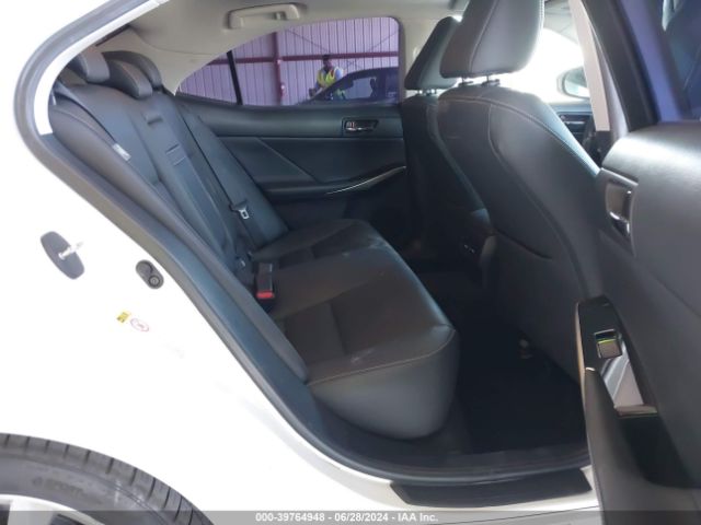 JTHBA1D26G5030767 Lexus IS 200T