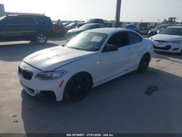 WBA2G1C3XHV639403 BMW M240i