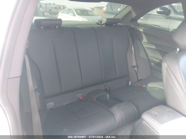 WBA2G1C3XHV639403 BMW M240i