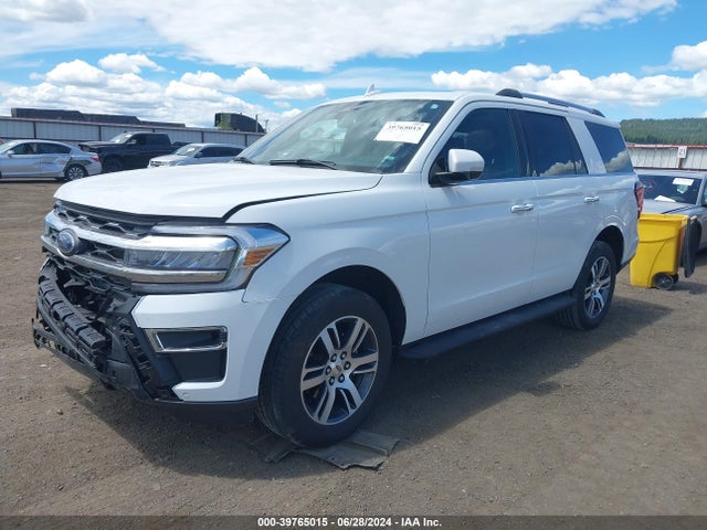 Ford Expedition Limited 2024 1FMJU1K82REA21543 Image 2