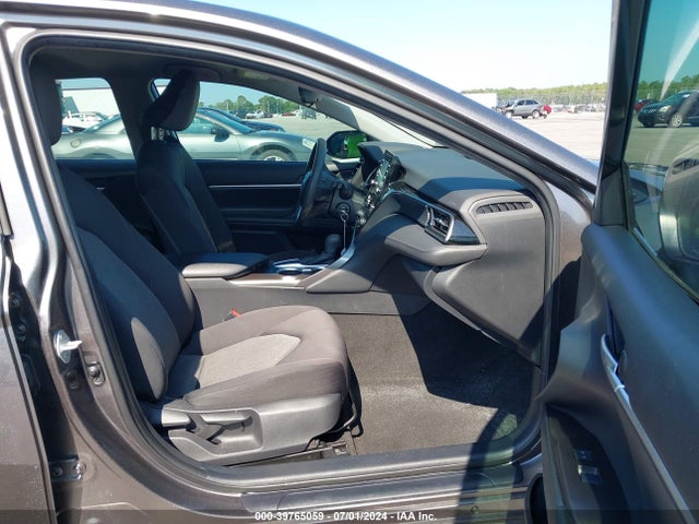 Toyota CAMRY LE 2021 4T1C11AK3MU549668 Image 5