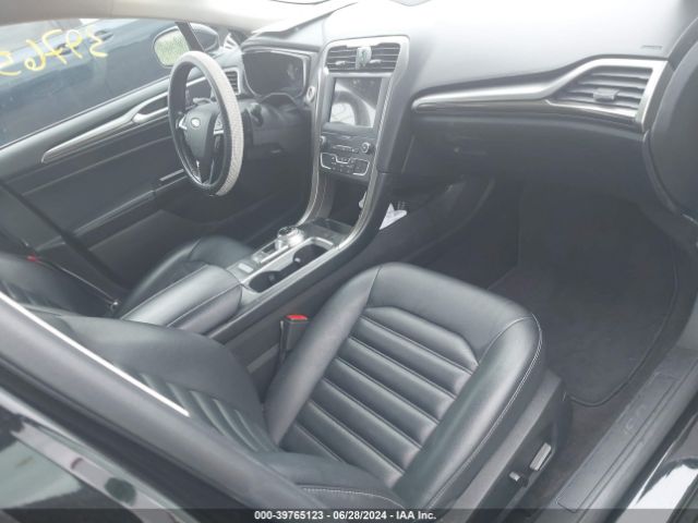 3FA6P0CD2KR181597 Ford FUSION SEL