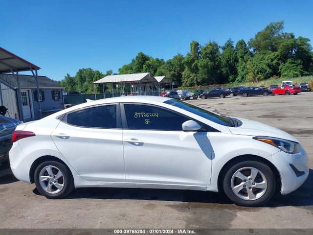 Hyundai ELANTRA SE 2015 5NPDH4AEXFH628428 Image 13