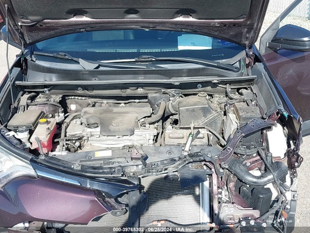 Toyota RAV4 LE 2018 2T3BFREV4JW770442 Image 10