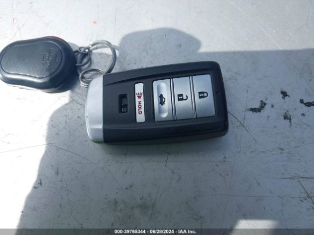 19UUB1F5XFA000189 Acura TLX TECH