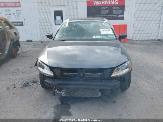 3VWDB7AJ6JM237843 Volkswagen Jetta 1.4t Se/1.4t Wolfsburg Edition