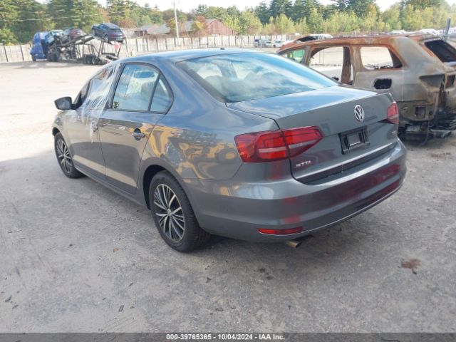 3VWDB7AJ6JM237843 Volkswagen Jetta 1.4t Se/1.4t Wolfsburg Edition