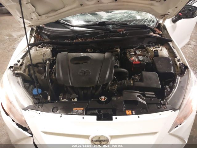 3MYDLBZV3GY102803 Scion IA