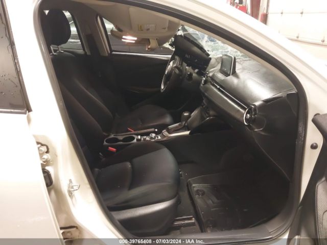 3MYDLBZV3GY102803 Scion IA