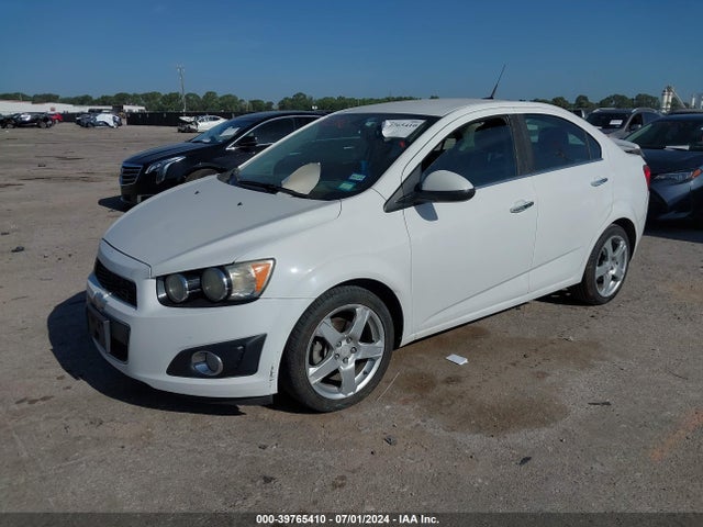 Chevrolet Sonic Ltz Auto 2014 1G1JE5SB6E4225176 Image 2
