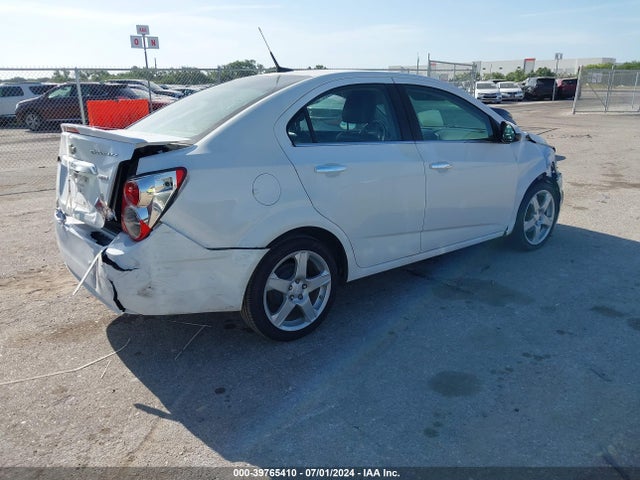 Chevrolet Sonic Ltz Auto 2014 1G1JE5SB6E4225176 Image 4