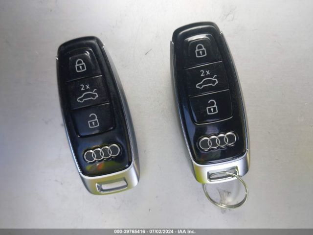 WA1VAAGE9KB021019 Audi E-tron Premium Plus