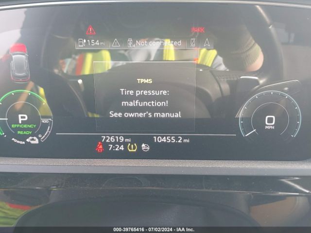 WA1VAAGE9KB021019 Audi E-tron Premium Plus