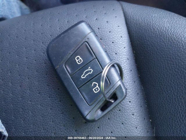 3VWE57BUXKM081019 Volkswagen Jetta 1.4t Sel