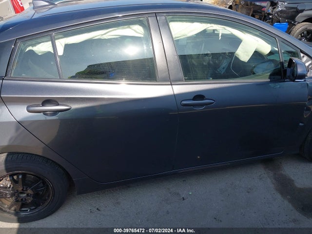Toyota Prius Two 2017 JTDKBRFU3H3043873 Image 13