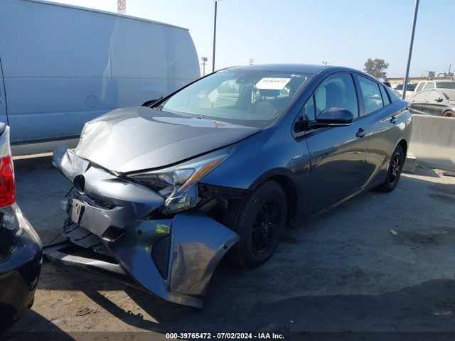 Toyota Prius Two 2017 JTDKBRFU3H3043873 Image 2