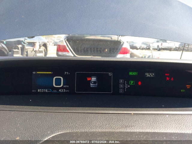 Toyota Prius Two 2017 JTDKBRFU3H3043873 Image 7