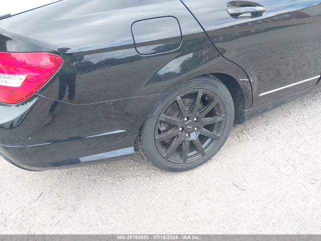 WDDGF8AB7ER313907 Mercedes-Benz C 300 Luxury 4matic/sport 4matic