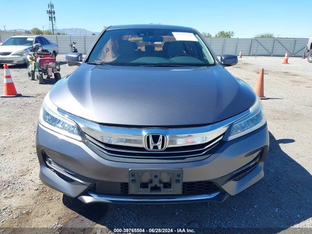 Honda Accord Touring 2016 1HGCR3F92GA034537 Image 12