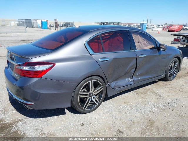 Honda Accord Touring 2016 1HGCR3F92GA034537 Image 4