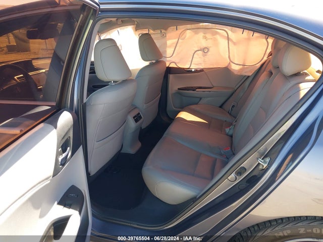 Honda Accord Touring 2016 1HGCR3F92GA034537 Image 8