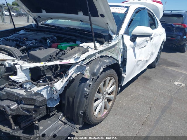 Продажа на аукционе авто 2019 Toyota Camry Le, vin: 4T1B11HK3KU799328, номер лота: 39765528