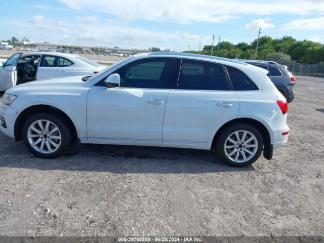 WA1LFAFP9FA053704 Audi Q5 2.0t Premium
